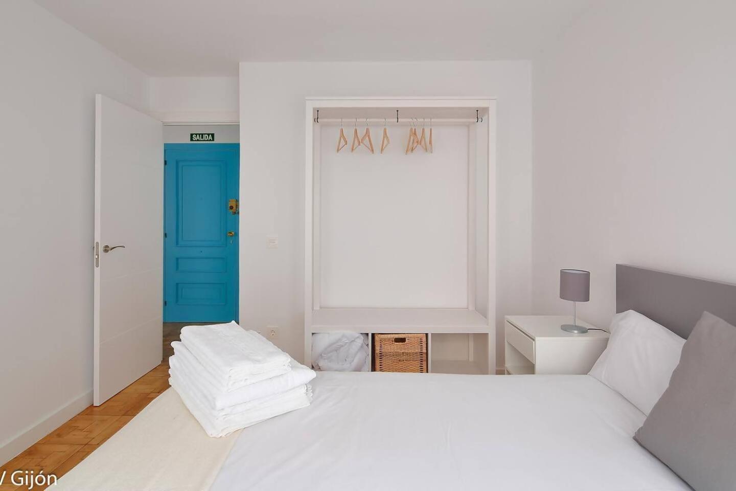 Av Cervantes 2 Centro Apartment Gijon