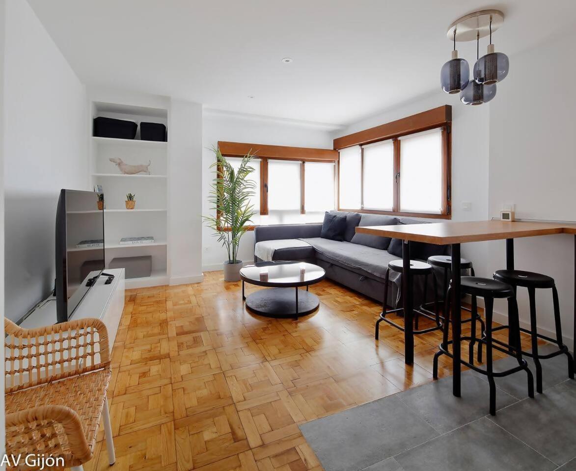 Av Cervantes 2 Centro Apartment